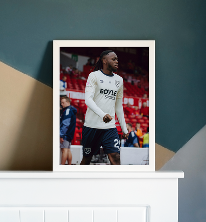 WHUFC Wan-Bissaka Action Shot 25/26