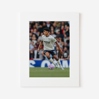 WHUFC Fernandes Action Shot 25/26