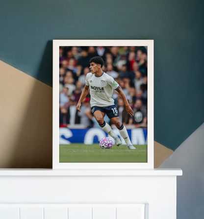 WHUFC Fernandes Action Shot 25/26