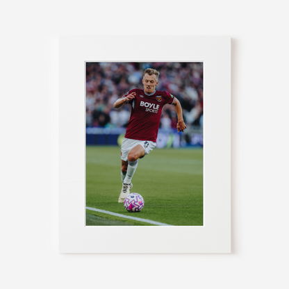 WHUFC Ward-Prowse Action Shot 25/26