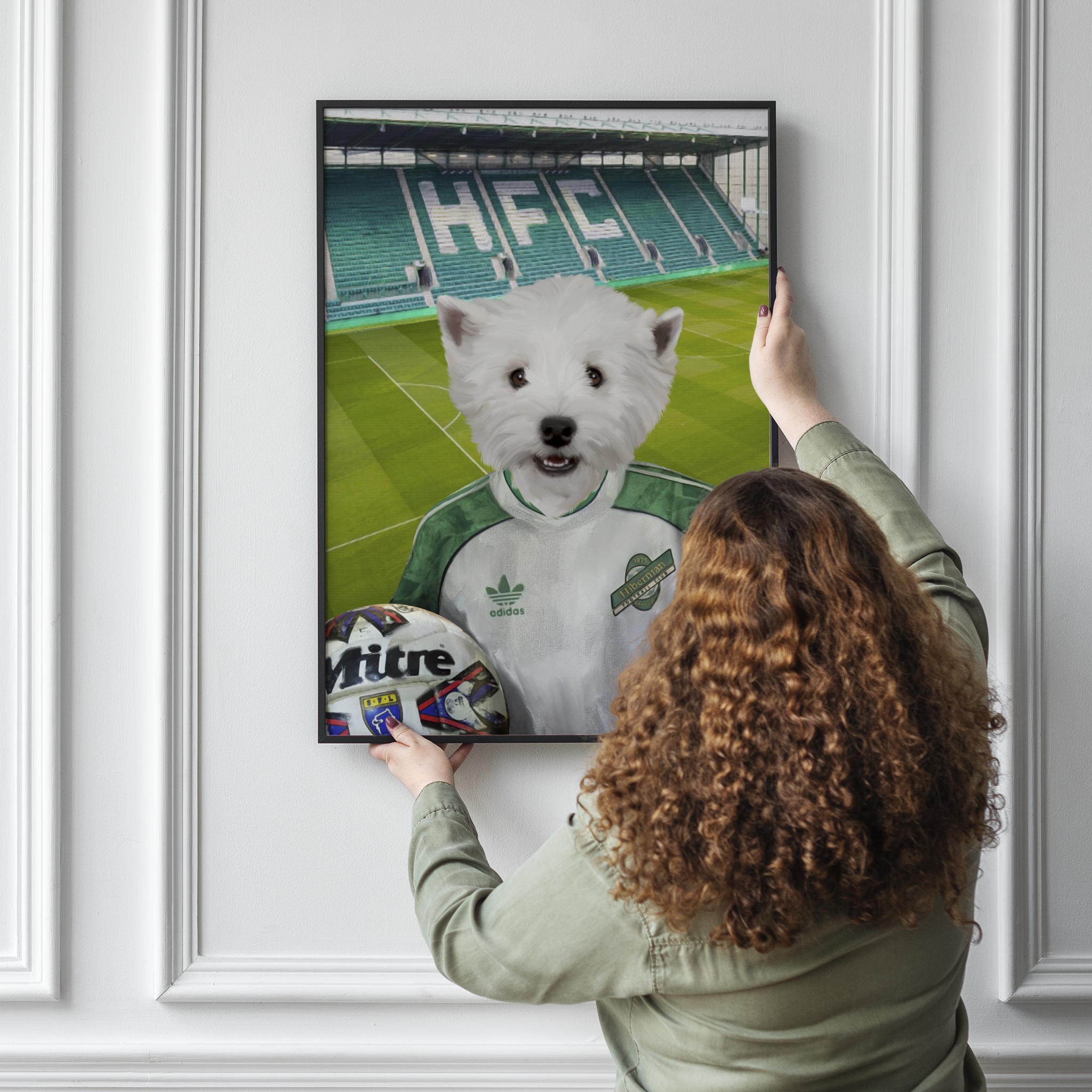Your Pet in a Hibernian Retro Shirt